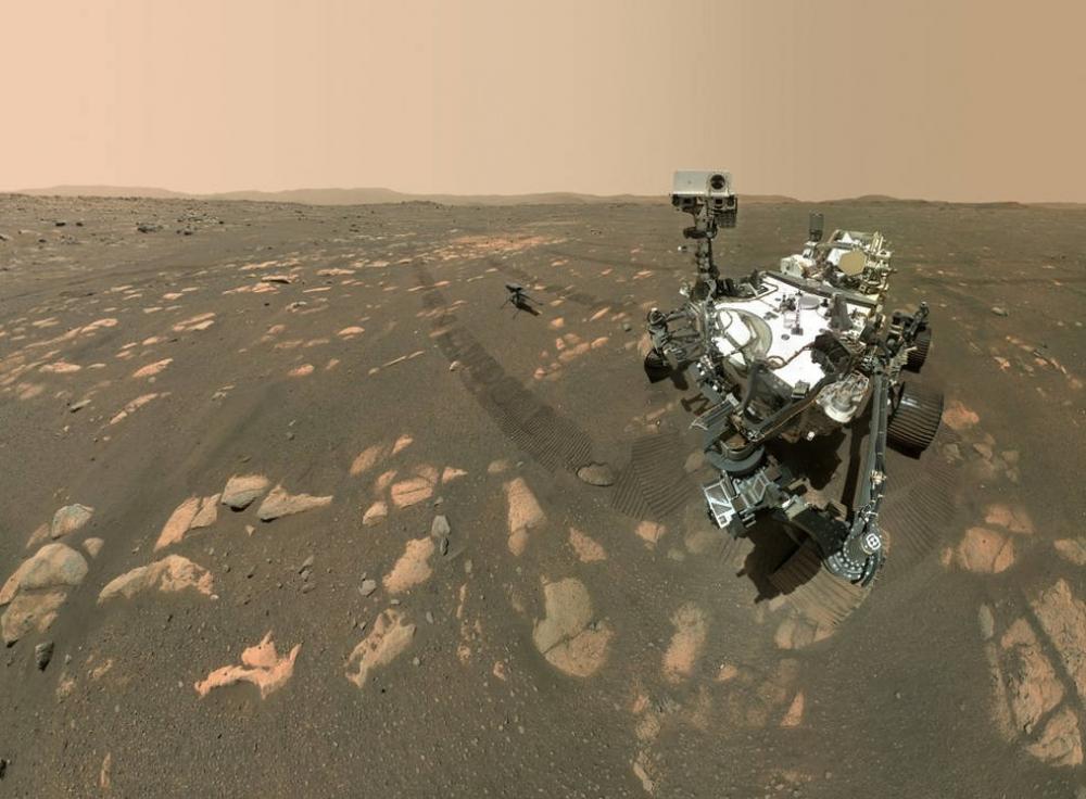 The Weekend Leader - NASA self-driving Mars Rover begins search for signs of ancient life